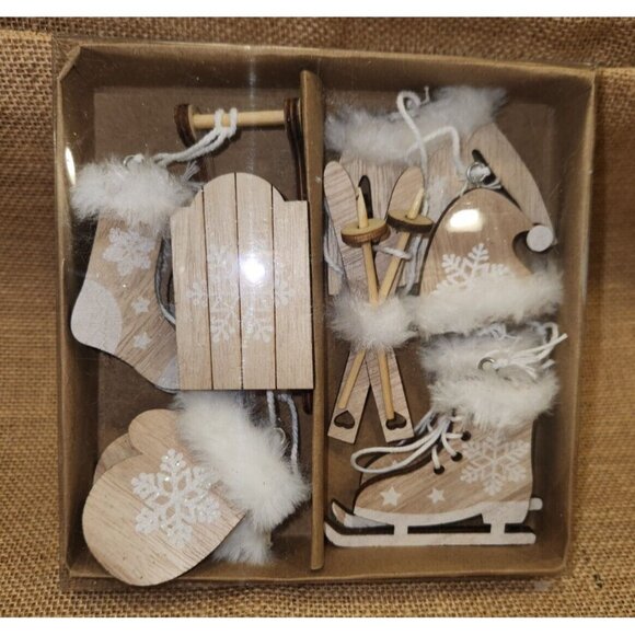 Winter Sports Wooden Christmas Ornaments NEW 6 Piece - Picture 6 of 6